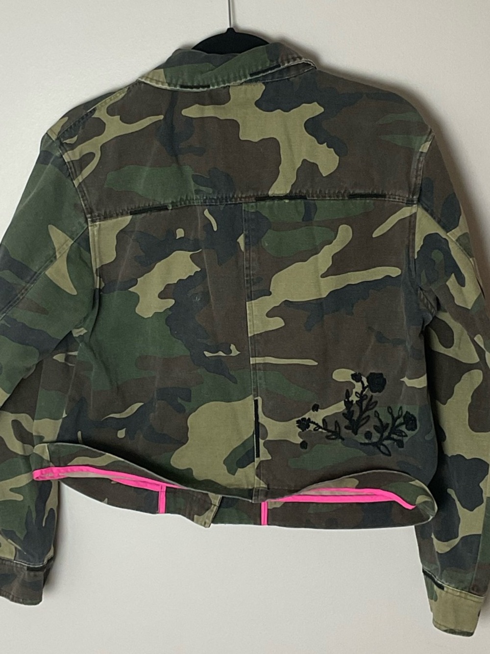 dolan Camouflage Jacket Black Embroidered Roses Hippie Festival Military Size M - Picture 3 of 11